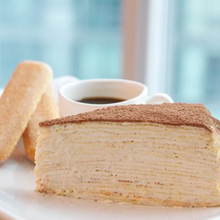 Load image into Gallery viewer, Six Slice Gift Box. Crepe Cake. Crepe Cake Toronto. Millie Desserts.